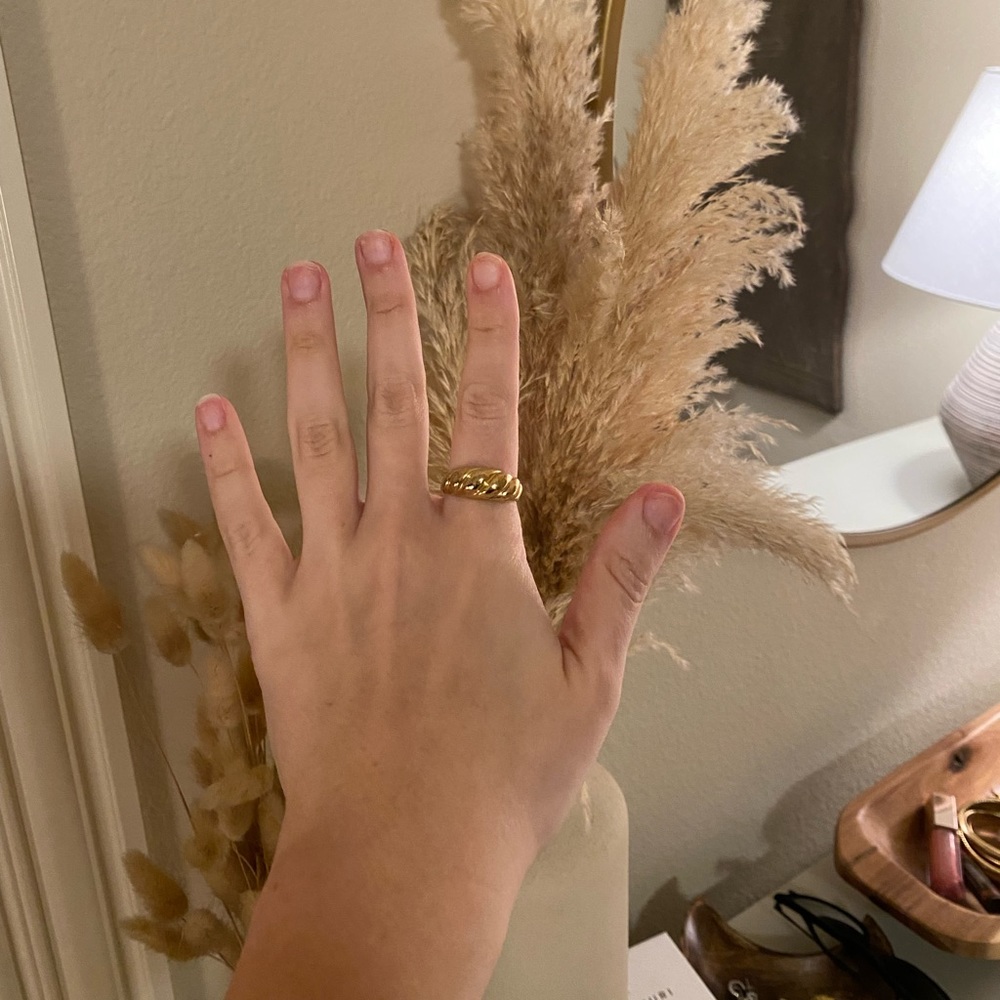 Mejuri Dome Ring Size 10